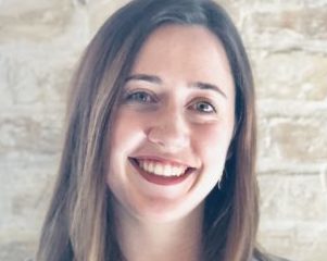 https://www.dbqproject.com/wp-content/uploads/2019/04/IMG_2589-1-400x400-e1554937208843-301x240.jpg